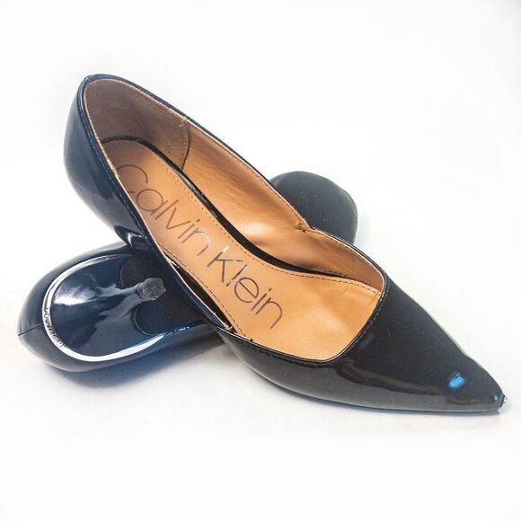 Calvin Klein Nala Two-Tone Blue/Black Patent Kitten Heels Sz 6 - Picture 1 of 9